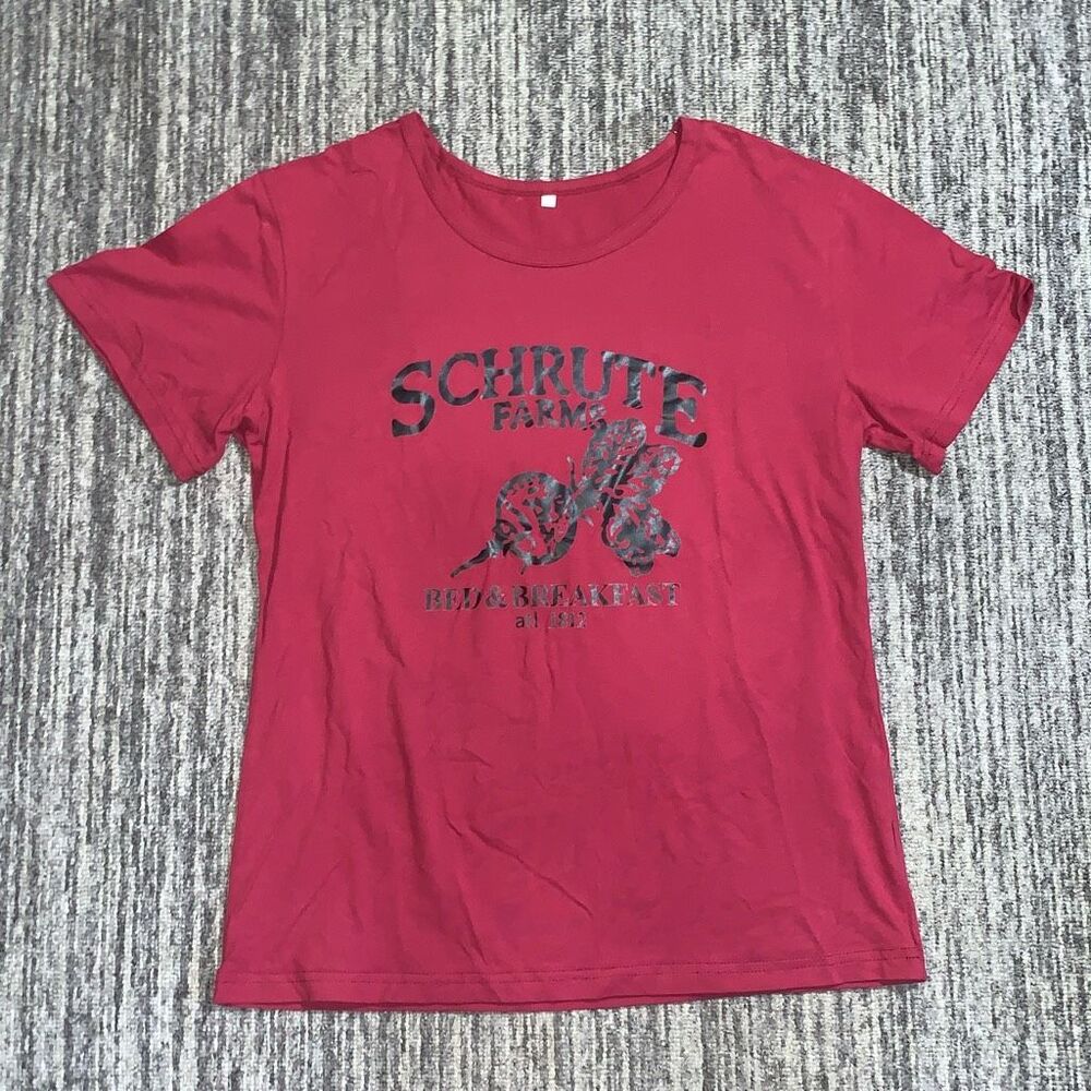The Office Women's‎ Large Dwight Schrute Beet Farms Red Short Sleeve T-Shirt